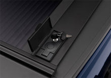 Load image into Gallery viewer, Retrax 60402 BOX CVR 88-06 GM 6.5&#39; Tonneau Covers Retrax
