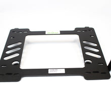 Load image into Gallery viewer, Planted Seat Bracket- Chevrolet HHR (2006-2011) - Driver / Left
