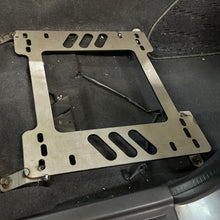 Load image into Gallery viewer, Planted Seat Bracket- Nissan Skyline [R34 Chassis] (1998-2005) - Passenger (Left Side)
