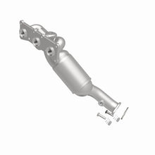 Load image into Gallery viewer, MagnaFlow California Converter Direct Fit 07-13 BMW 328i L6 3.0LGAS 3.75in Inlet 4in Outlet 2in Dia
