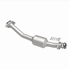 Load image into Gallery viewer, Magnaflow 20-21 Nissan NV200 2.0L Direct Fit Cat Converter
