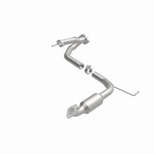 Load image into Gallery viewer, MagnaFlow Conv DF 05-09 Toyota Tacoma 4.0L D/S Rear (49 State)
