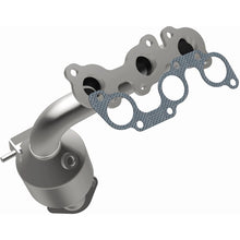 Load image into Gallery viewer, Magnaflow 04-06 Toyota Sienna 3.3L Direct Fit Converter
