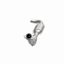 Load image into Gallery viewer, MagnaFlow Conv DF 99 F150 4.6L V8 D/S 2WD
