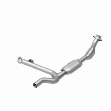 Load image into Gallery viewer, MagnaFlow Conv DF 99-00 F-150 4.2L V6 2WD P/
