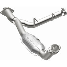 Load image into Gallery viewer, MagnaFlow Conv DF 03-05 Ford Expedition/05-06 Lincoln Navigator 5.4L P/S
