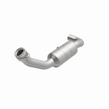 Load image into Gallery viewer, MagnaFlow Conv DF F-150 04-06 8 4.6L
