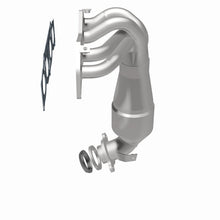 Load image into Gallery viewer, Magnaflow California Direct Fit Converter 09-10 Pontiac Vibe 2.4L
