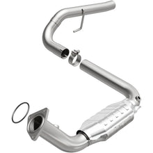 Load image into Gallery viewer, MagnaFlow Conv DF 02-06 Cadillac Escalade / 02-06 GM Yukon (Inc Denali)  6.0L D/S
