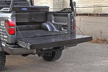 Load image into Gallery viewer, Deezee 99-07 Ford SuperDuty Tailgate Protector Full Black-Tread Truck Bed Liner - Drop-In Dee Zee
