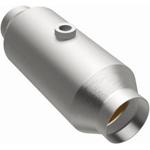 Load image into Gallery viewer, Magnaflow California Grade Universal Converter 11-15 Mercedes-Benz G550 V8 5.5L
