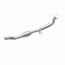 Load image into Gallery viewer, Magnaflow 04-05 Volkswagen Beetle 2.0L Direct Fit Converter
