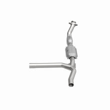 Load image into Gallery viewer, MagnaFlow Conv DF 00-01 Ford F-150 4.6L 2wd
