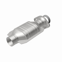 Load image into Gallery viewer, MagnaFlow Conv DF 01-03 Highlander underbody | 93268
