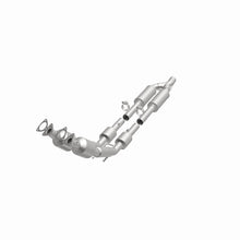 Load image into Gallery viewer, Magnaflow 2006 Volkswagen Passat 3.6L Direct Fit Converter
