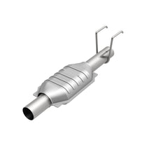 Load image into Gallery viewer, MagnaFlow Exhaust Products Catalytic Converter MagnaFlow Exhaust Products Magnaflow Standard Grade Direct-Fit Catalytic Converter 23292
