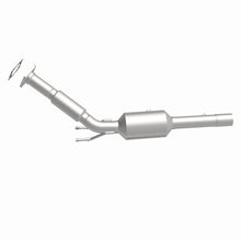 Load image into Gallery viewer, MagnaFlow California Grade CARB Compliant Converter Direct Fit 05-09 Volkswagen Jetta L5 2.5L
