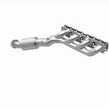 Load image into Gallery viewer, Magnaflow 05-06 Nissan Titan 5.6L Direct Fit Converter
