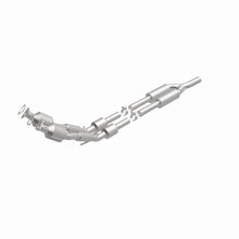 Load image into Gallery viewer, Magnaflow 12-13 Volkswagen Passat 3.6L Direct Fit Converter
