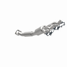 Load image into Gallery viewer, Magnaflow 08-10 Ford Focus 2.0L Direct Fit Converter
