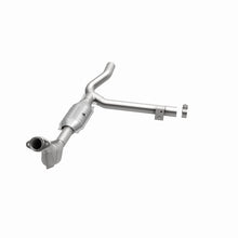 Load image into Gallery viewer, MagnaFlow Conv DF 99-00 F-150 4.2L V6 2WD P/
