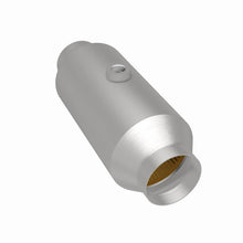 Load image into Gallery viewer, Magnaflow California Grade Universal Converter 11-15 Mercedes-Benz G550 V8 5.5L
