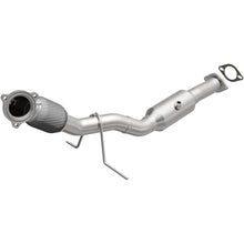 Load image into Gallery viewer, Magnaflow 03-04 Volvo XC70 2.5L Direct Fit Converter
