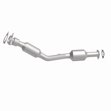 Load image into Gallery viewer, Magnaflow 08-10 Saturn Vue 2.4L Direct Fit Converter
