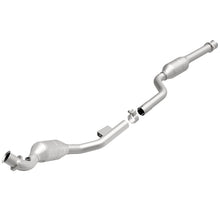 Load image into Gallery viewer, MagnaFlow Conv DF 98-02 Mercedes E320 3.2L
