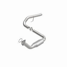 Load image into Gallery viewer, MagnaFlow Conv DF 02-06 Cadillac Escalade / 02-06 GM Yukon (Inc Denali)  6.0L D/S
