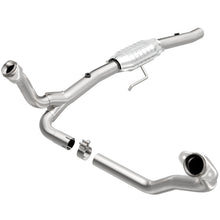 Load image into Gallery viewer, MagnaFlow Conv DF 00-03 Dakota 4.7L 2WD
