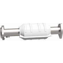 Load image into Gallery viewer, MagnaFlow Conv DF 01/20/00-01 Jeep Cherokee 4.0L Rear (49 State)
