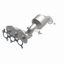 Load image into Gallery viewer, Magnaflow 07-10 Toyota Sienna 3.5L Direct Fit Converter
