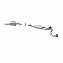 Load image into Gallery viewer, MagnaFlow Conv DF 1996 Ford E-150 4.9L | 93381
