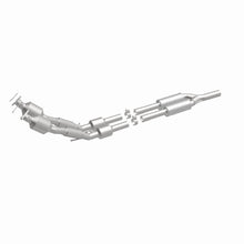 Load image into Gallery viewer, Magnaflow 12-13 Volkswagen Passat 3.6L Direct Fit Converter
