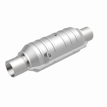 Load image into Gallery viewer, Magnaflow Conv Univ 2.50 HM Angled O2
