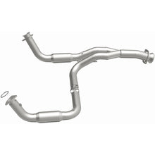 Load image into Gallery viewer, Magnaflow California Direct Fit Converter 07-10 Chevrolet Silverado 2500 HD 6.0L

