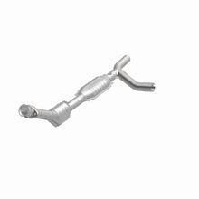 Load image into Gallery viewer, MagnaFlow Conv DF 01-03 Ford E150 4.2L Passenger Side
