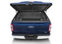 Load image into Gallery viewer, Undercover 2023+ Ford F-150 Crew Cab 5.7ft Elite LX Bed Cover - Avalanche Grey Undercover
