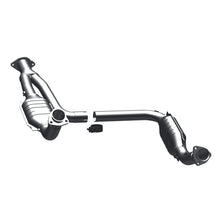 Load image into Gallery viewer, MagnaFlow Conv DF 00-01Tahoe/Yukon V8 5.7L

