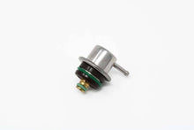 Load image into Gallery viewer, Aeromotive Fuel Pressure Regulators Aeromotive VaporWorx Fuel Pressure Regulator for Gen 5/6 LS3 Fuel Module - 4 Bar/60 PSI
