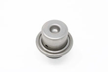 Load image into Gallery viewer, Aeromotive Fuel Pressure Regulators Aeromotive VaporWorx Fuel Pressure Regulator for Gen 5/6 LS3 Fuel Module - 5.5 Bar/80 PSI
