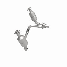 Load image into Gallery viewer, MagnaFlow Conv DF 04 Dodge Dakota 6 3.7L 4WD
