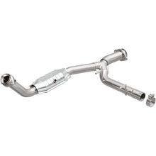 Load image into Gallery viewer, MagnaFlow Conv DF 03-05 Ford Expedition/05-06 Lincoln Navigator 5.4L P/S
