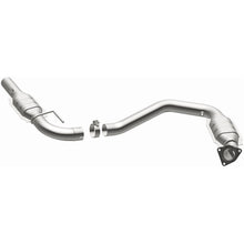 Load image into Gallery viewer, Magnaflow 2006 Chevrolet Express 2500 4.8L Direct Fit Converter
