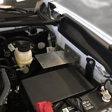 Load image into Gallery viewer, Oracle Trigger 4 Plus Controller Toyota Tacoma Kit
