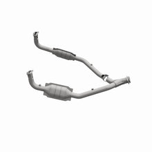 Load image into Gallery viewer, MagnaFlow Conv DF 97 Land Rover Defender 90 4.0L Y-Pipe Assy / 96-99 Discovery 4.0L Y-Pipe Assy
