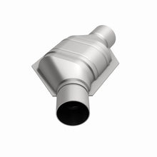 Load image into Gallery viewer, MagnaFlow Conv Univ 2.50inch Angled Inlet FED
