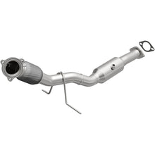 Load image into Gallery viewer, Magnaflow 03-04 Volvo XC70 2.5L Direct Fit Converter
