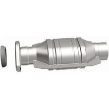 Load image into Gallery viewer, MagnaFlow Conv DF 01-03 Highlander underbody | 93268
